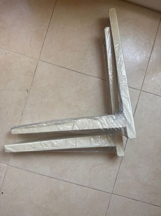 Soportes (aire acondicionado, bici, estanteriías )