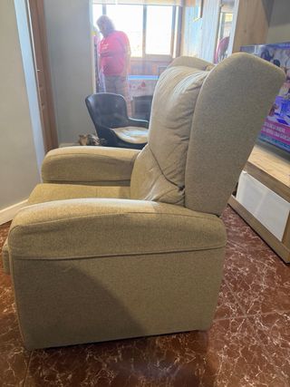 Sofá reclinable tela beige 8/10