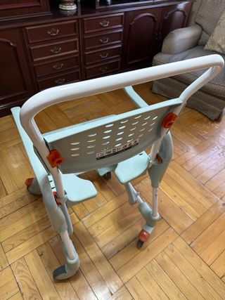Silla ortopédica de aseo Etac