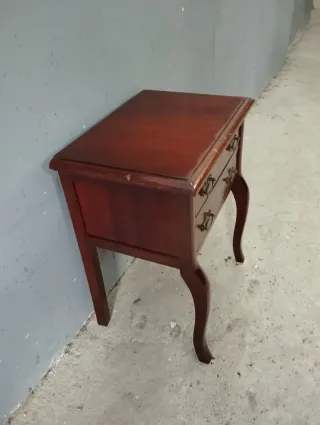 Mesita auxiliar antigua madera y metal