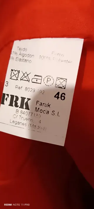 Vestido rojo con chaqueta