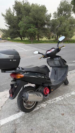 DAELIM 125 NS Scooter Negra