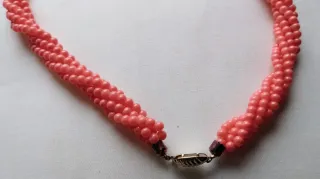 Collana torchon perline in tonalità corallo