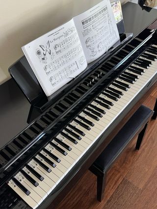 Piano Digital Yamaha Clavinova CLP 545