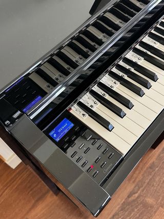 Piano Digital Yamaha Clavinova CLP 545