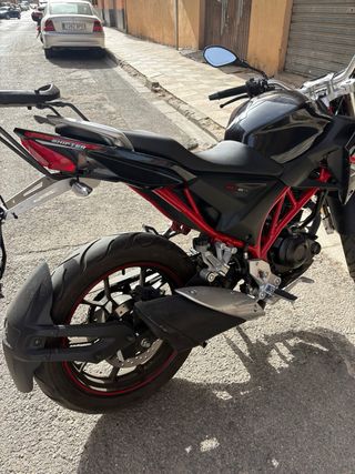 Macbor Shifter 125cc Naked Negra/Roja