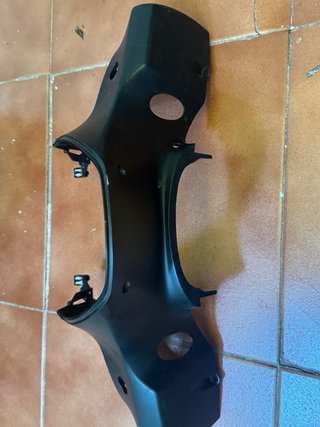 Plástico frontal Piaggio Medley 125 S negro