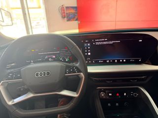 AUDI Q5 LAUNCH EDITION TDI QUATTRO 150 KW S TRONI