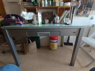 Mesa de cocina cristal y metal