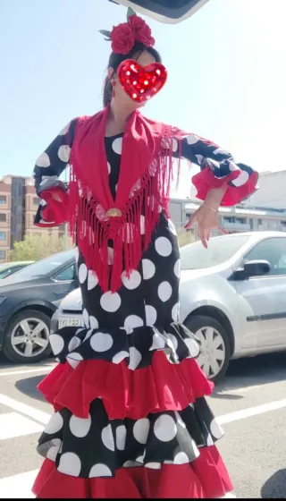 Traje Flamenca Lunares Negro Rojo Blanco