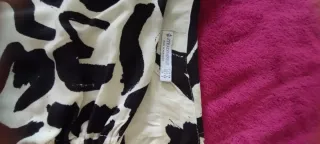 Minifalda pantalón Stradivarius blanca y negra