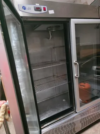 Armario Expositor Refrigerado 2 Puertas