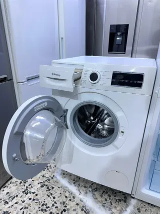 Lavadora Balay y Nevera Daewoo
