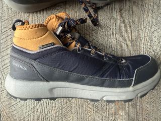 Bota Montaña Decathlon NH150 Mid WP Marrón