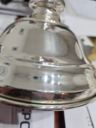 Lampada da tavolo in vetro e metallo