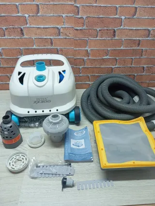 Robot Limpiafondos Intex ZX300