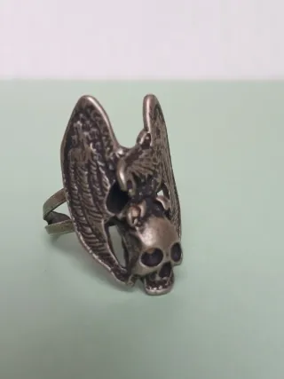 Anillo Calavera con Águila