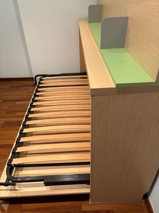 Cama Estantería Madera y Metal