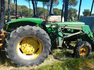 Tractor John Deere 2030 con pala