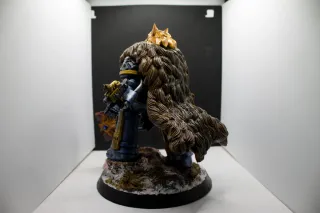 Figura Logan Grimnar Resina