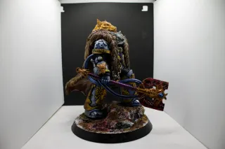 Figura Logan Grimnar Resina