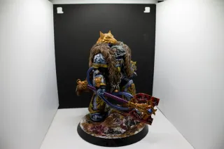 Figura Logan Grimnar Resina