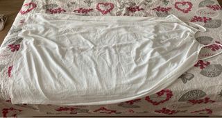 Vestito estivo scollato sulla schiena