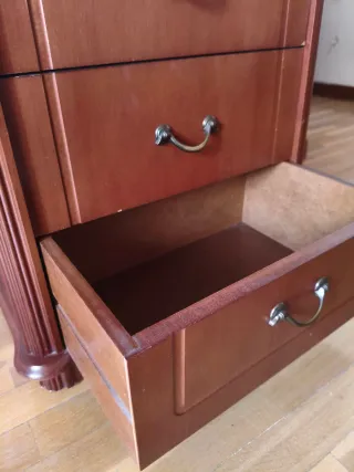 Mueble de madera para TV con tapa giratoria