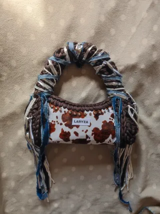 Bolso polipiel vaca cowgirl LARYZA