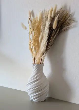 Vaso bianco design spiralato 18 cm