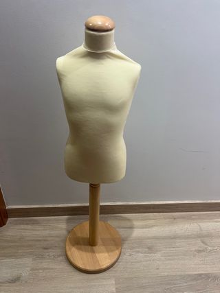 Maniquí Talla Comunión Madera