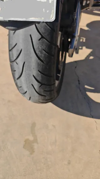 Suzuki GSR600 Naked Moto