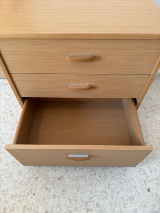 Juego de Dormitorio — Cabecero + 2 Mesas de Noche.