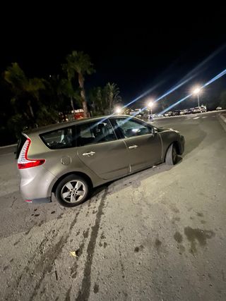 Renault Gran escenic 2011