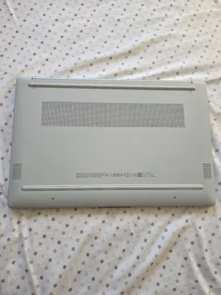 Ordenador portátil HP gris plata