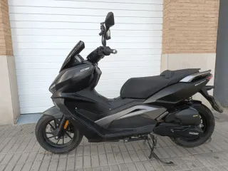 Keeway Vieste 125cc Negra/Gris