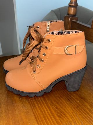 Botas Talle 36 Sin Uso Marrón y Negro