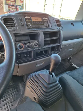 Nissan NT400 Cabstar 2014