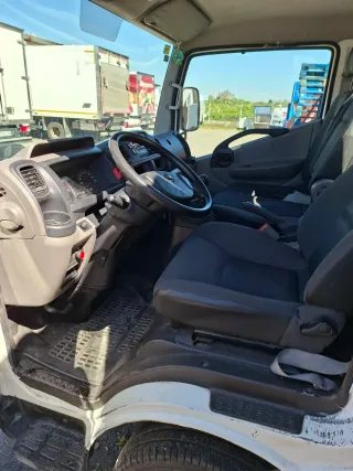 Nissan NT400 Cabstar 2014