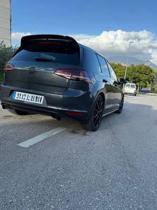 Volkswagen Golf gti 7 2014