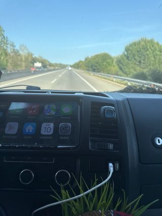 Volkswagen Kombi T5 blanca - 2013