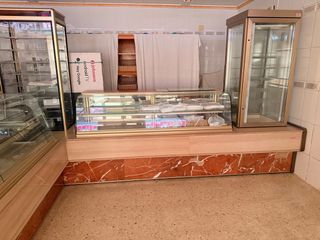 Muebles y maquinaria obrador panadería
