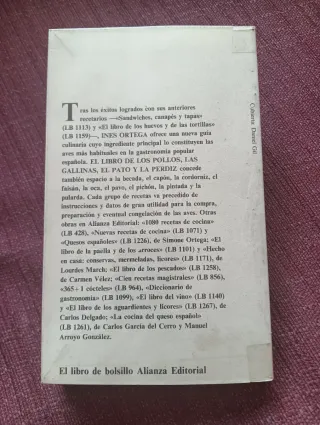 El libro de los pollos, las gallinas, el pato y...