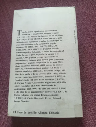 El libro de los pollos, las gallinas, el pato y...