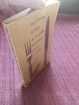 El libro de los pollos, las gallinas, el pato y...