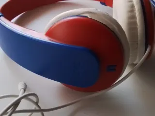 Cascos JVC Rojos y Azules