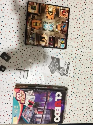 Juego de mesa Cluedo Grab and go!