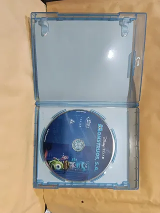 Monstruos S.A. Blu-ray (Español) seminuevo