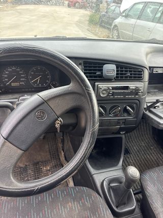 Despiece Volkswagen Golf III 1.9 D