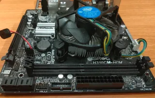 Placa Base ASRock H310CM-HDV + Intel G5400